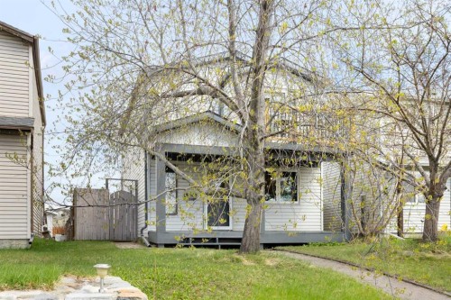 84 Abingdon Crescent Ne, Calgary, AB - Outdoor