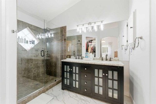 212 Cove Drive, Chestermere, AB - Indoor Photo Showing Bathroom