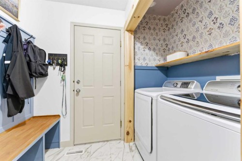 212 Cove Drive, Chestermere, AB - Indoor Photo Showing Laundry Room