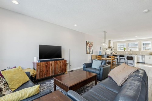 146 Norford Common Nw, Calgary, AB - Indoor Photo Showing Living Room