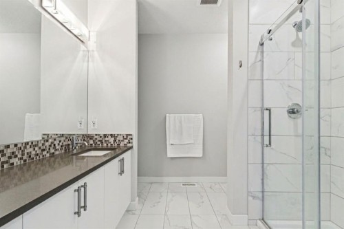 146 Norford Common Nw, Calgary, AB - Indoor Photo Showing Bathroom