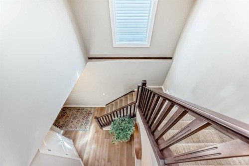 367 Evanspark Gardens Nw, Calgary, AB - Indoor Photo Showing Other Room