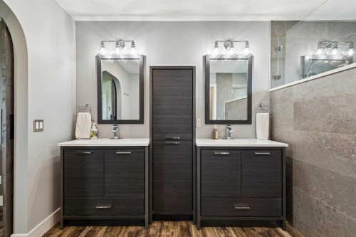 98 Sierra Nevada Green Sw, Calgary, AB - Indoor Photo Showing Bathroom