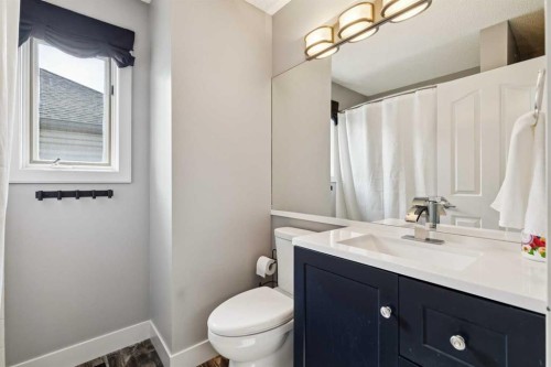 98 Sierra Nevada Green Sw, Calgary, AB - Indoor Photo Showing Bathroom