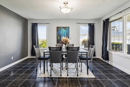98 Sierra Nevada Green Sw, Calgary, AB - Indoor Photo Showing Dining Room
