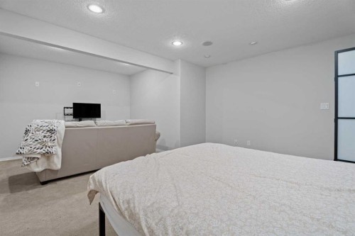 31 Brightondale Close Se, Calgary, AB - Indoor