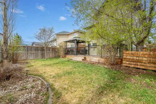 31 Brightondale Close Se, Calgary, AB - Outdoor