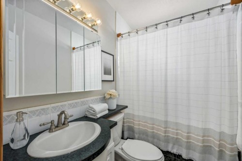 3003 25 Street Sw, Calgary, AB 