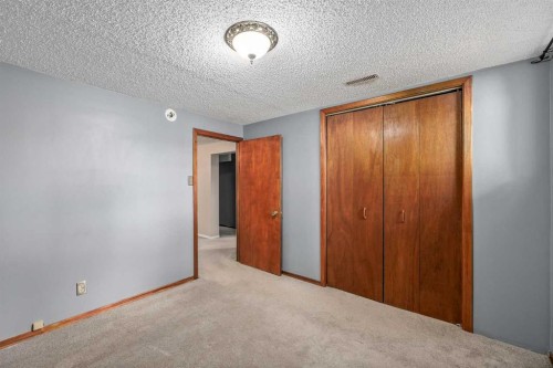 3003 25 Street Sw, Calgary, AB 