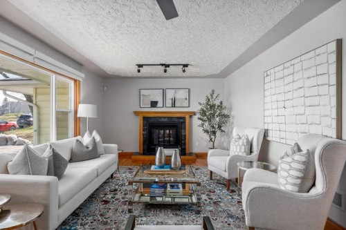 3003 25 Street Sw, Calgary, AB 