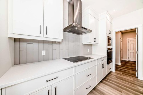 55 Silver Spruce Grove Sw, Calgary, AB - Indoor Photo Showing Kitchen