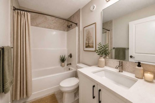 55 Silver Spruce Grove Sw, Calgary, AB - Indoor Photo Showing Bathroom