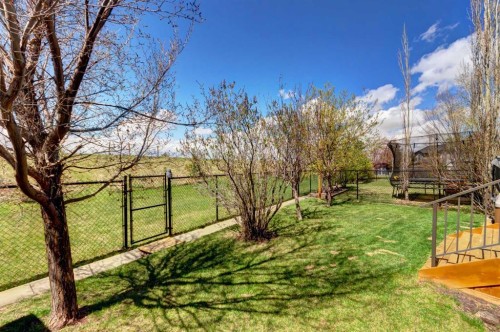 143 Cougarstone Court Sw, Calgary, AB - Outdoor