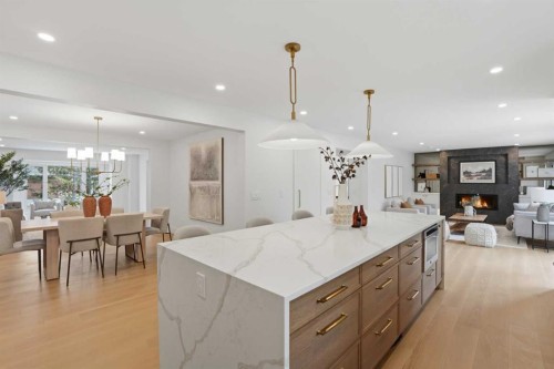 119 Canterville Road Sw, Calgary, AB - Indoor Photo Showing Other Room