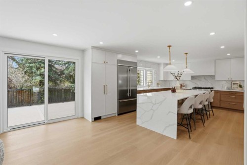 119 Canterville Road Sw, Calgary, AB - Indoor