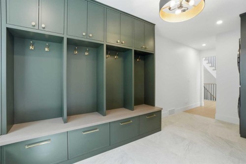 119 Canterville Road Sw, Calgary, AB - Indoor