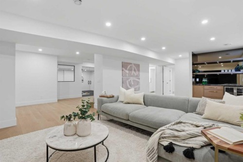 119 Canterville Road Sw, Calgary, AB - Indoor Photo Showing Living Room
