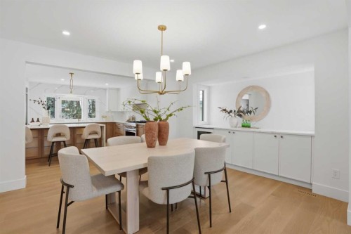 119 Canterville Road Sw, Calgary, AB - Indoor Photo Showing Dining Room