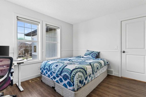 421 Auburn Bay Boulevard Se, Calgary, AB - Indoor Photo Showing Bedroom