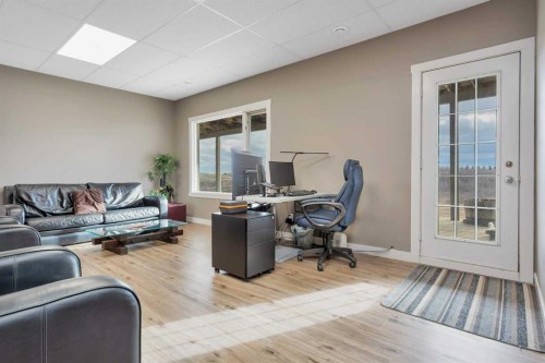 29426 Range Road 292, Rural Mountain View County, AB - Indoor