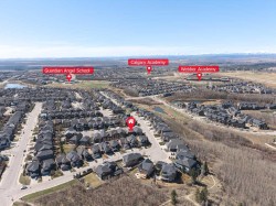 10 Aspenshire Place SW Calgary, AB T3H 0P6