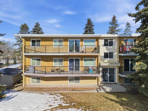 203-3103 Blakiston Drive Nw, Calgary, AB - Outdoor With Balcony