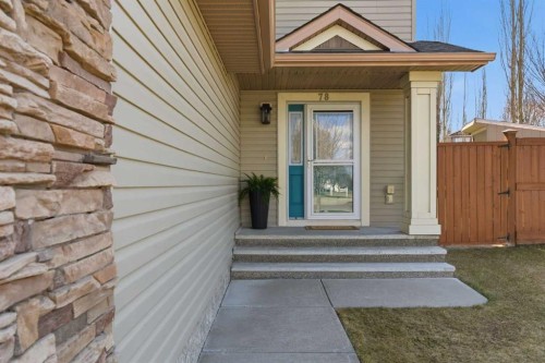 78 Westmount Circle, Okotoks, AB - Outdoor With Exterior