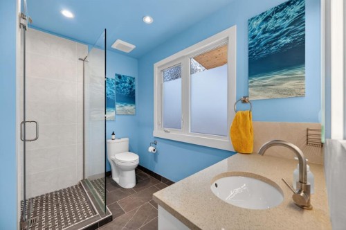 8 Slocan Road Sw, Calgary, AB - Indoor Photo Showing Bathroom