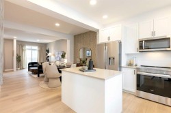 107 Osprey Hill Point SW Calgary, AB T3B 6S2