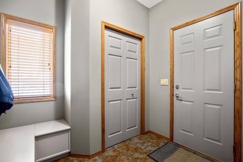 120 Bow Meadows Drive, Cochrane, AB - Indoor Photo Showing Other Room