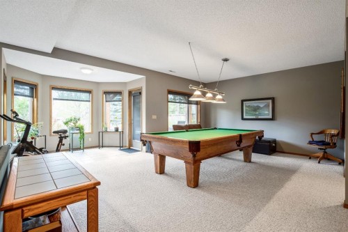 120 Bow Meadows Drive, Cochrane, AB - Indoor Photo Showing Other Room