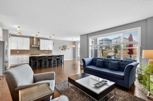 41 Westridge Road, Okotoks, AB - Indoor Photo Showing Living Room