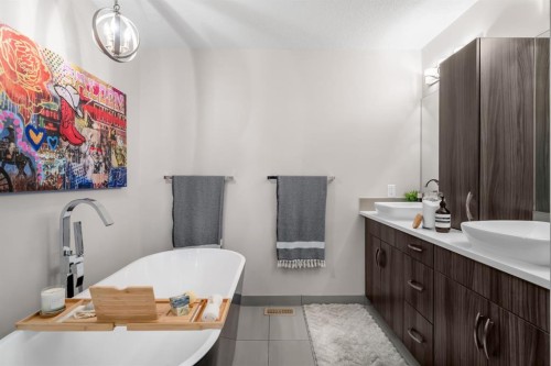 2741 16A Street Se, Calgary, AB 