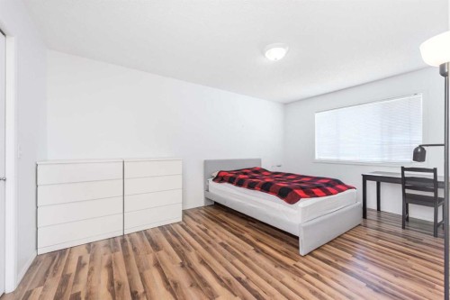 281 Citadel Point Nw, Calgary, AB - Indoor Photo Showing Bedroom