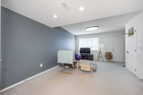 281 Citadel Point Nw, Calgary, AB - Indoor Photo Showing Other Room