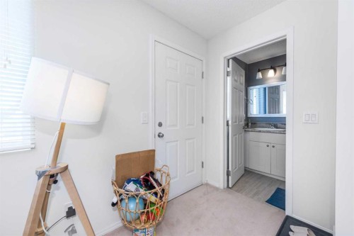 281 Citadel Point Nw, Calgary, AB - Indoor
