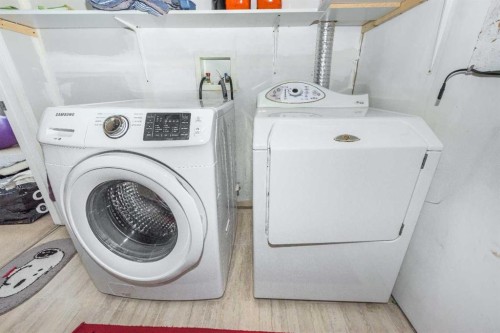 281 Citadel Point Nw, Calgary, AB - Indoor Photo Showing Laundry Room