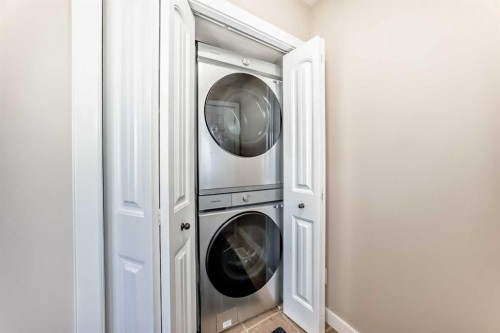 299 Saddlebrook Circle Ne, Calgary, AB - Indoor Photo Showing Laundry Room