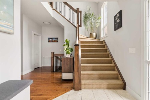 1825 33 Avenue Sw, Calgary, AB - Indoor Photo Showing Other Room