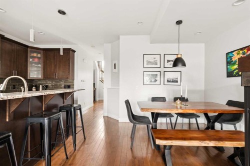 1825 33 Avenue Sw, Calgary, AB - Indoor Photo Showing Dining Room