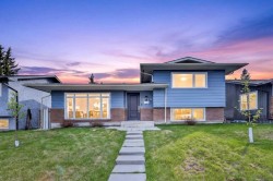 1728 Lake Bonavista Drive SE Calgary, AB T2J 3B5