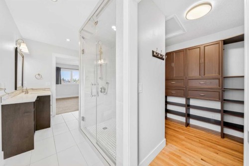 1728 Lake Bonavista Drive Se, Calgary, AB - Indoor