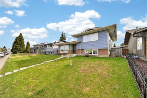 1728 Lake Bonavista Drive Se, Calgary, AB - Outdoor