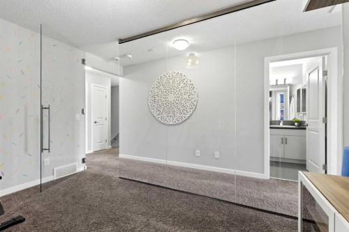 253 Auburn Meadows Boulevard Se, Calgary, AB - Indoor Photo Showing Other Room