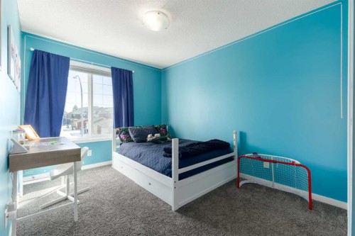 253 Auburn Meadows Boulevard Se, Calgary, AB - Indoor Photo Showing Bedroom