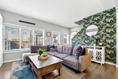 253 Auburn Meadows Boulevard Se, Calgary, AB - Indoor Photo Showing Living Room