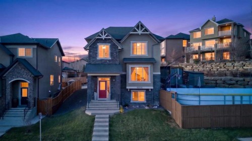 9050 14 Avenue Sw, Calgary, AB - Outdoor With Facade