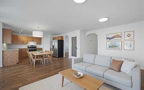 182 Coventry Close Ne, Calgary, AB - Indoor Photo Showing Kitchen With Double Sink