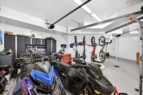 914 36 Avenue Sw, Calgary, AB - Indoor Photo Showing Gym Room