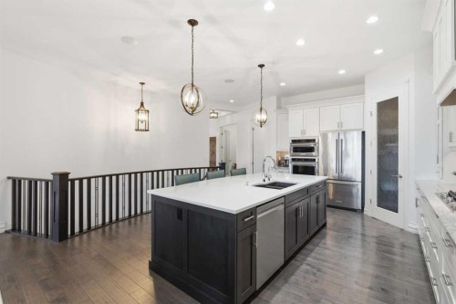 117 Spring Water Close, Heritage Pointe, AB - Indoor Photo Showing Kitchen With Upgraded Kitchen
